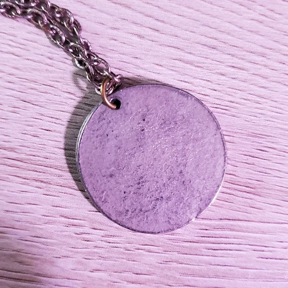 Healing Pendant Necklace - Picture 4 of 4
